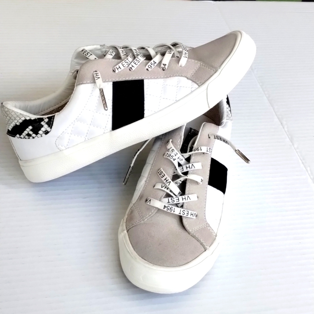Vintage Havana Dina size 11 , quilted multi sneakers, white